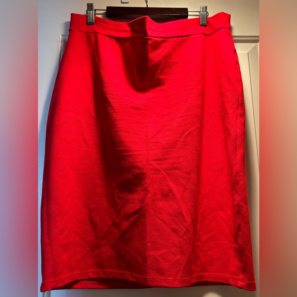 Pencil skirt
